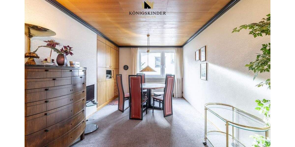 Einfamilienhaus Wernau - 8 Zimmer, 255 m&sup2;, 790.000&euro; | Angebot:25210817