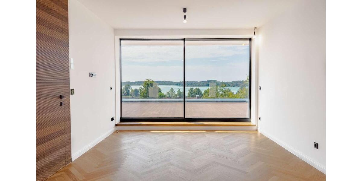 Doppelhaushälfte Wörthsee - 8 Zimmer, 250 m&sup2;, 6.480&euro; | Angebot:22267602