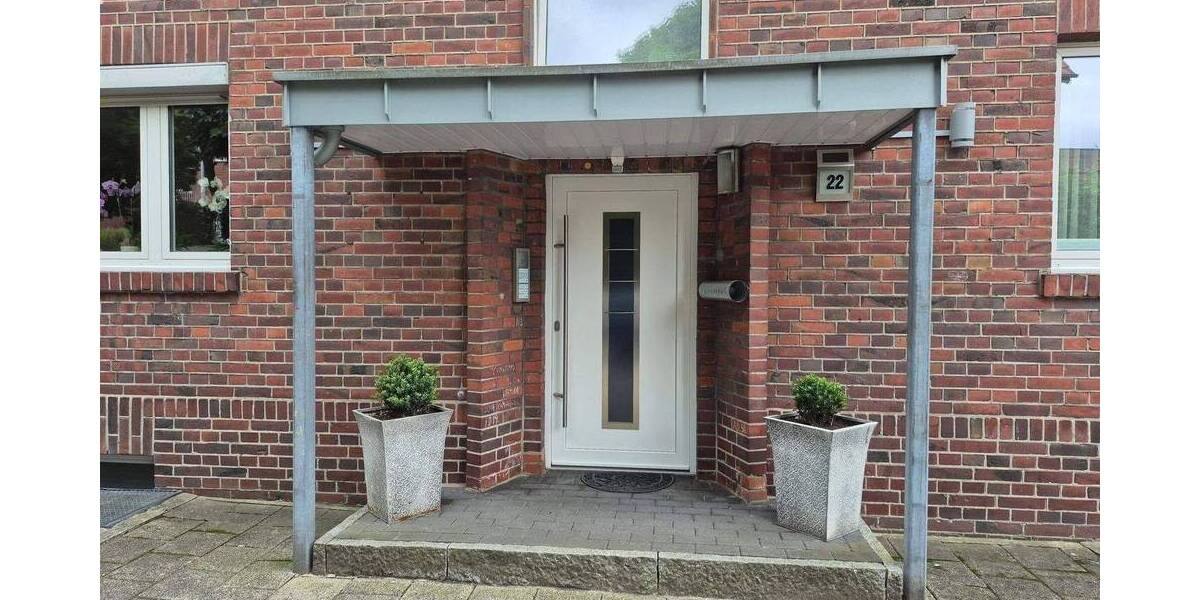 RESERVIERT! Gemütliche 4 Zimmer Wohnung mit großem Süd-Balkon in Innenstadtlage! 4 zimmer