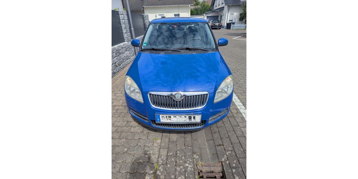 Skoda Fabia 212.000 km 900 &euro; Remagen 53424