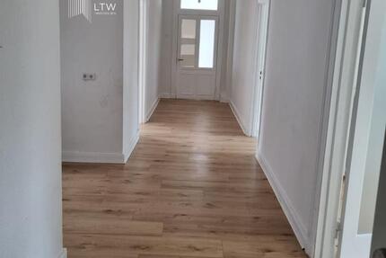 Wohnung Neumünster - 3 Zimmer, 106 m&sup2;, 1.060&euro; | Angebot:26375599