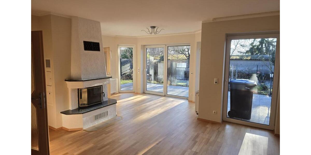 gepflegtes Eigenheim mit großer Garage und Garten in Pritzwalk 5 zimmer