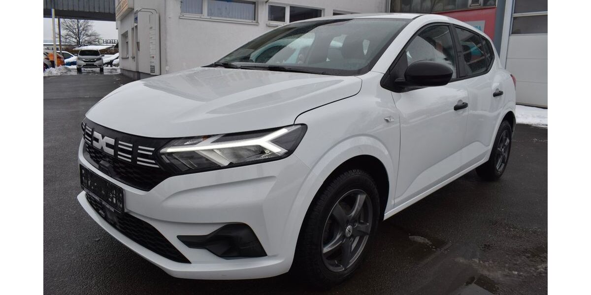 Dacia Sandero 14.000 km 9.900 &euro; Neustadt bei Coburg 96465