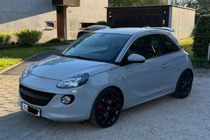 Opel Adam 76.413 km 13.700 &euro; Nürnberg 90427