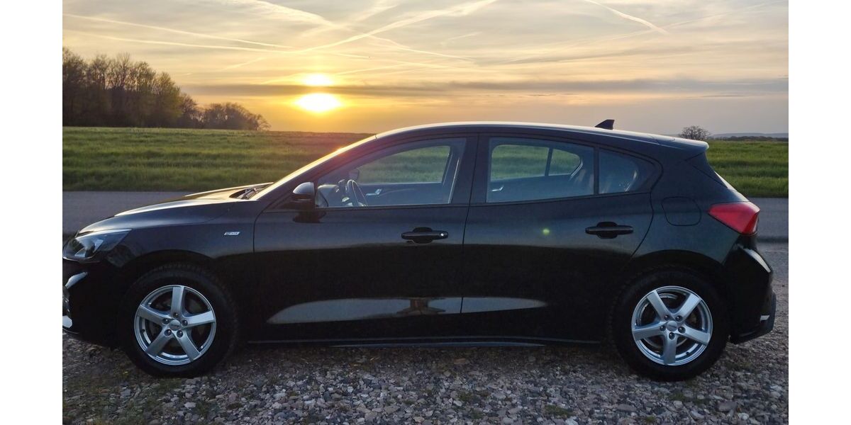Ford Focus 88.000 km 15.100 &euro; Püttlingen 66346