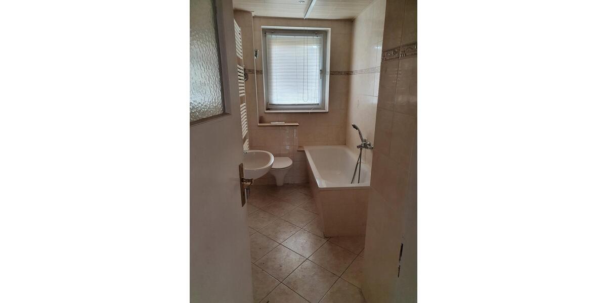 Etagenwohnung Gräfenhainichen - 3 Zimmer, 59 m&sup2;, 472&euro; | Angebot:25753560