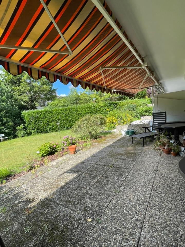 Von Privat. Eigentumswohnung mit Terrasse, Balkon & Tiefgarage