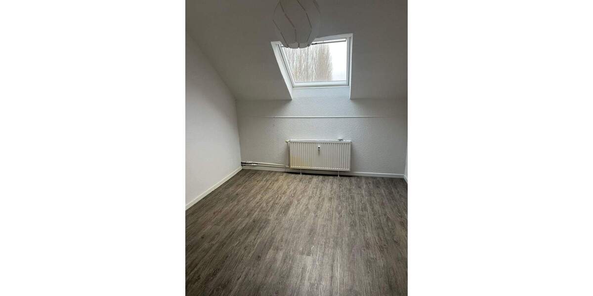 Etagenwohnung Mönchengladbach Lürrip - 4 Zimmer, 66 m&sup2;, 570&euro; | Angebot:24794326