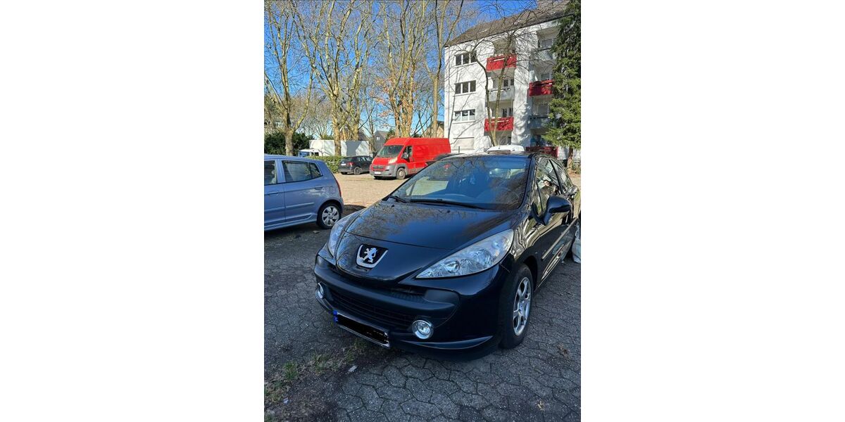 Peugeot 207 104.000 km 3.499 &euro; Dinslaken 46537