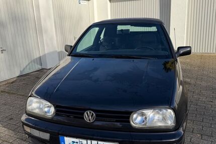 VW Golf 208.000 km 2.500 &euro; Oldenburg 26125