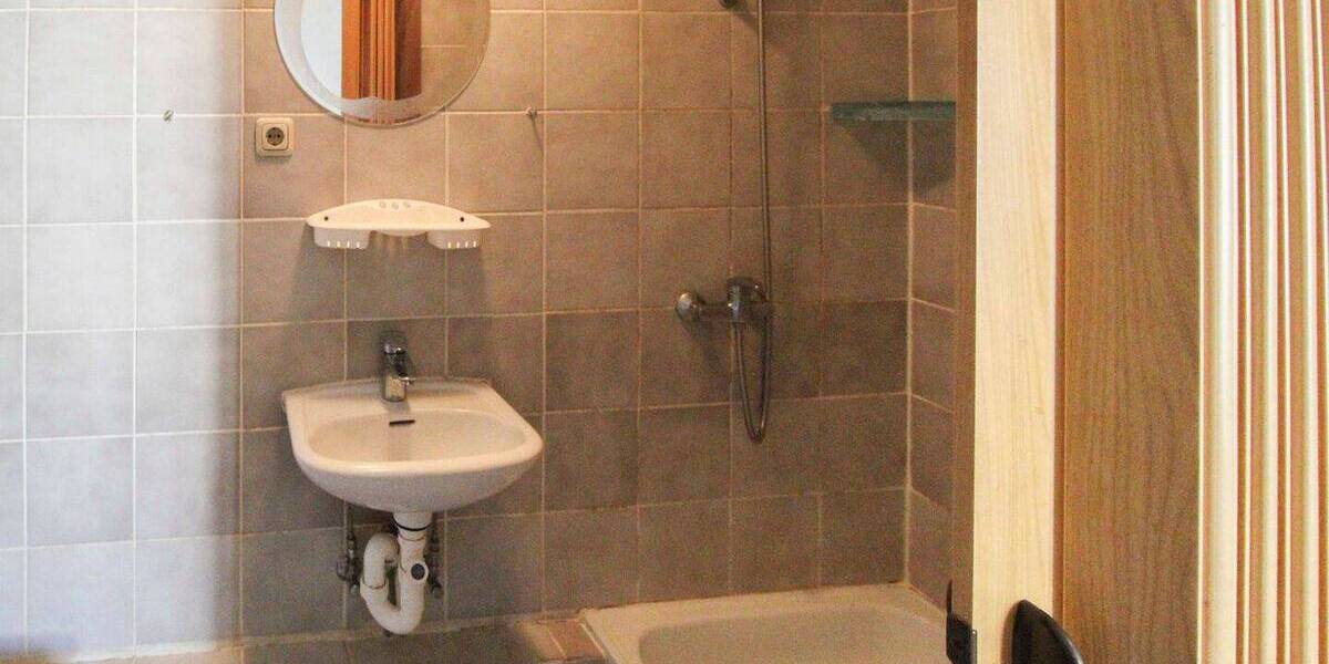 Einfamilienhaus Schwandorf Krondorf - 7 Zimmer, 130 m&sup2;, 299.000&euro; | Angebot:26435050