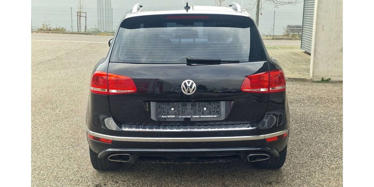 VW Touareg V6 TDI R-Line NAVI Luftfederung AHK 190.000 km 18.998 &euro; Landau 76829