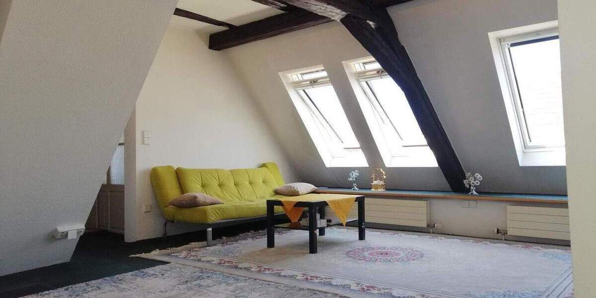 Wunderschön und einmalig: Historisches Wohn- und Geschäftshaus in der Öhringer Innenstadt 1 zimmer