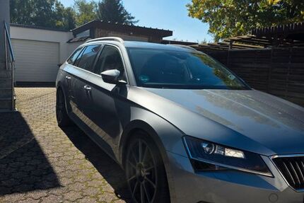 Skoda Superb 182.000 km 14.000 € Völklingen 66333