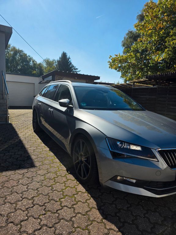Skoda Superb 182.000 km 14.000 € Völklingen 66333