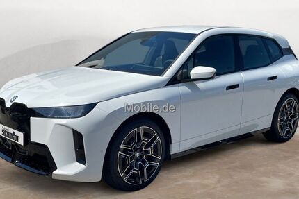 BMW iX 8.949 km 69.870 € Soest 59494