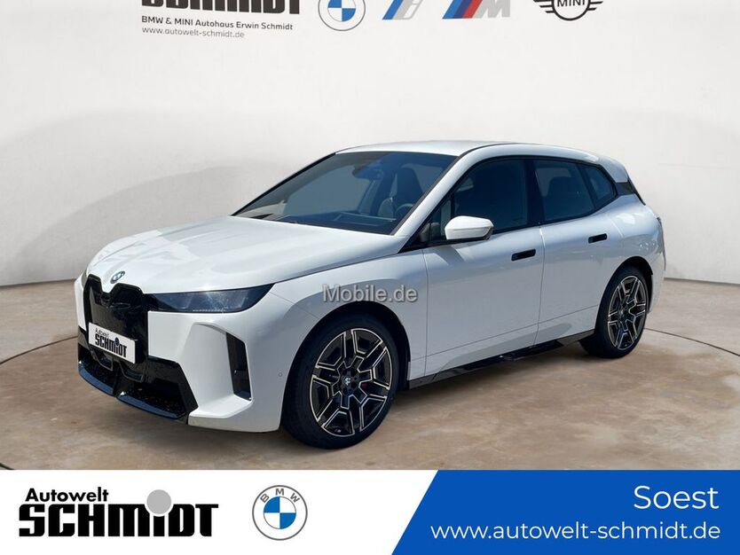 BMW iX 8.949 km 69.870 € Soest 59494