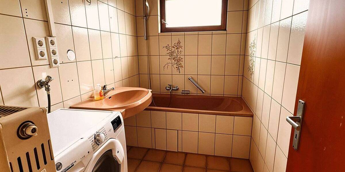 Gewerbeobjekt Pforzheim Südweststadt - 5 Zimmer, 230 m&sup2;, 395.000&euro; | Angebot:25748640