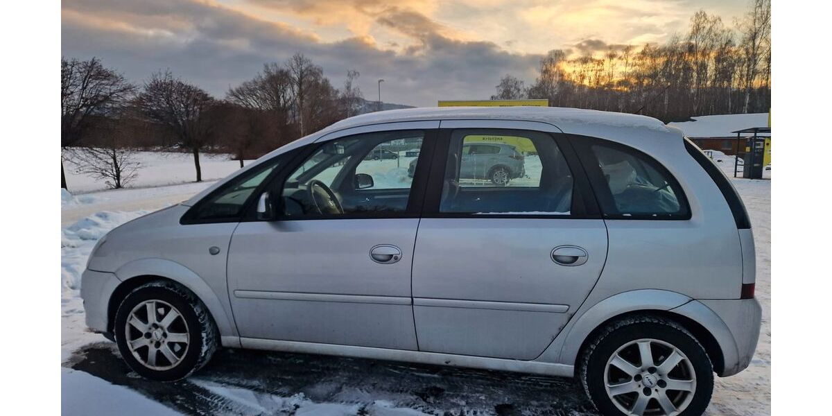 Opel Meriva 125.000 km 3.400 &euro; Großenhain 01561