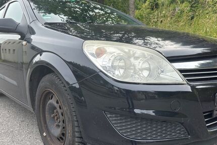 Opel Astra 134.000 km 799 &euro; Altensteig 72213