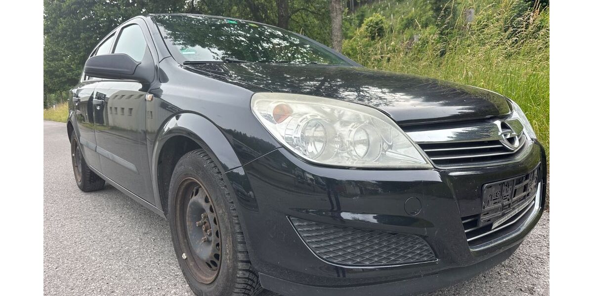 Opel Astra 134.000 km 799 &euro; Altensteig 72213