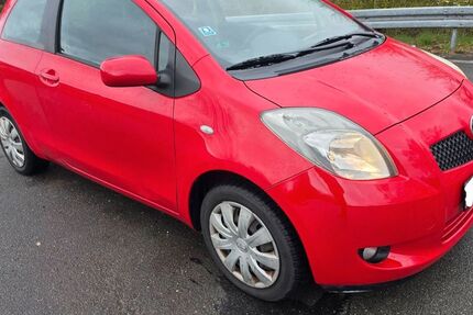 Toyota Yaris 172.000 km 2.999 &euro; Nürnberg 90441