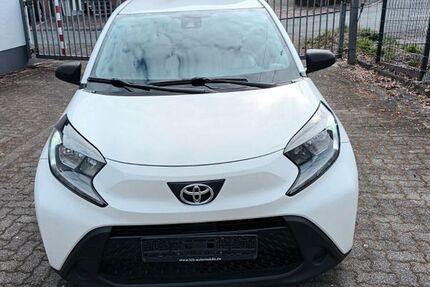Toyota Aygo (X) 144.000 km 7.800 &euro; Kreuztal 57223