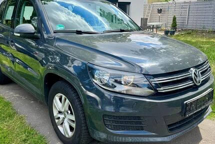 VW Tiguan 97.500 km 6.799 &euro; Berlin-Lichtenrade 12309