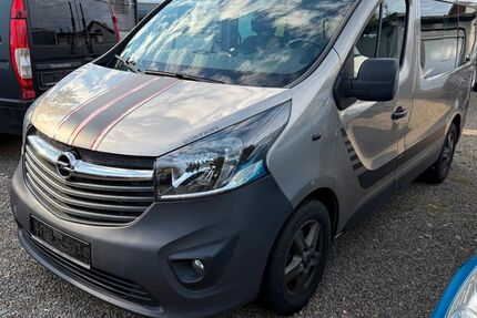 Opel Vivaro 220.309 km 9.599 &euro; Gera 07551