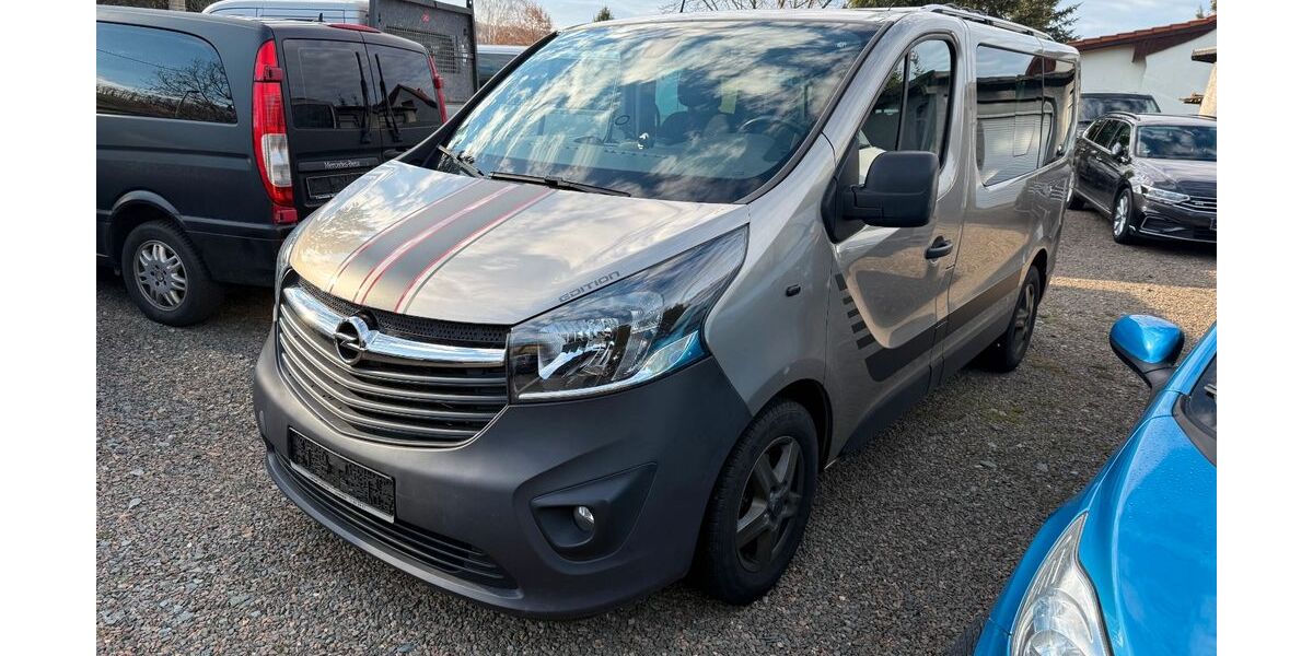 Opel Vivaro 220.309 km 9.599 &euro; Gera 07551