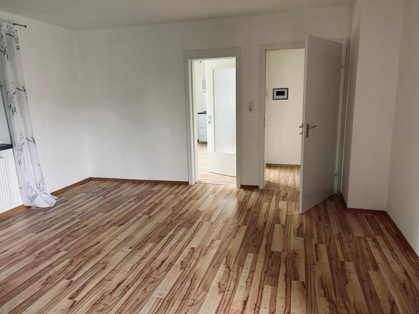 3-Zimmer-Wohnung mit Einbauküche in Weiding zu vermieten