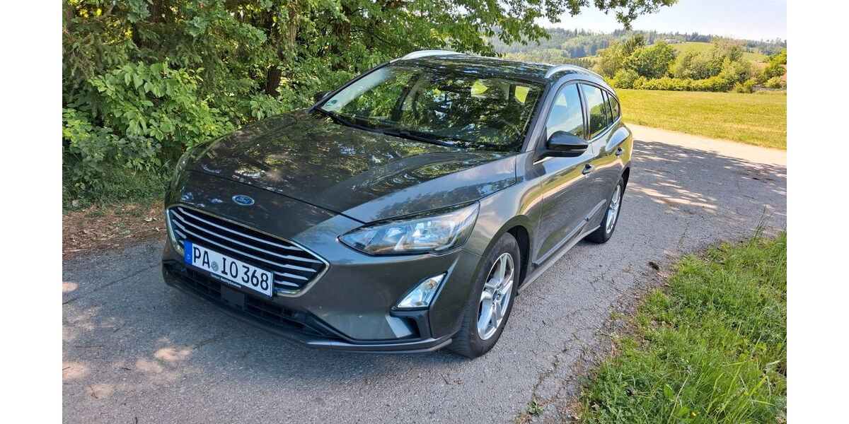 Ford Focus 115.500 km 9.700 &euro; Tiefenbach 94113