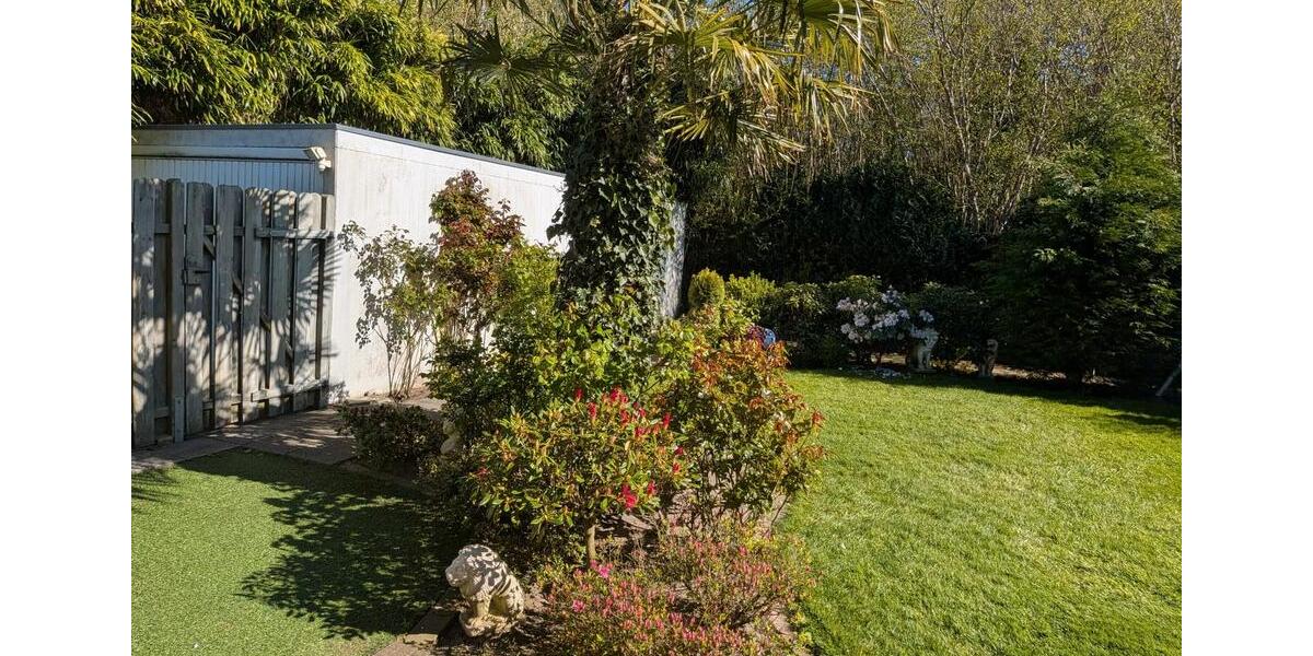 Erdgeschoßwohnung Heide - 4 Zimmer, 86 m&sup2;, 900&euro; | Angebot:26395598
