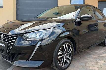 Peugeot 208 82.000 km 13.990 &euro; Oppenheim 55276