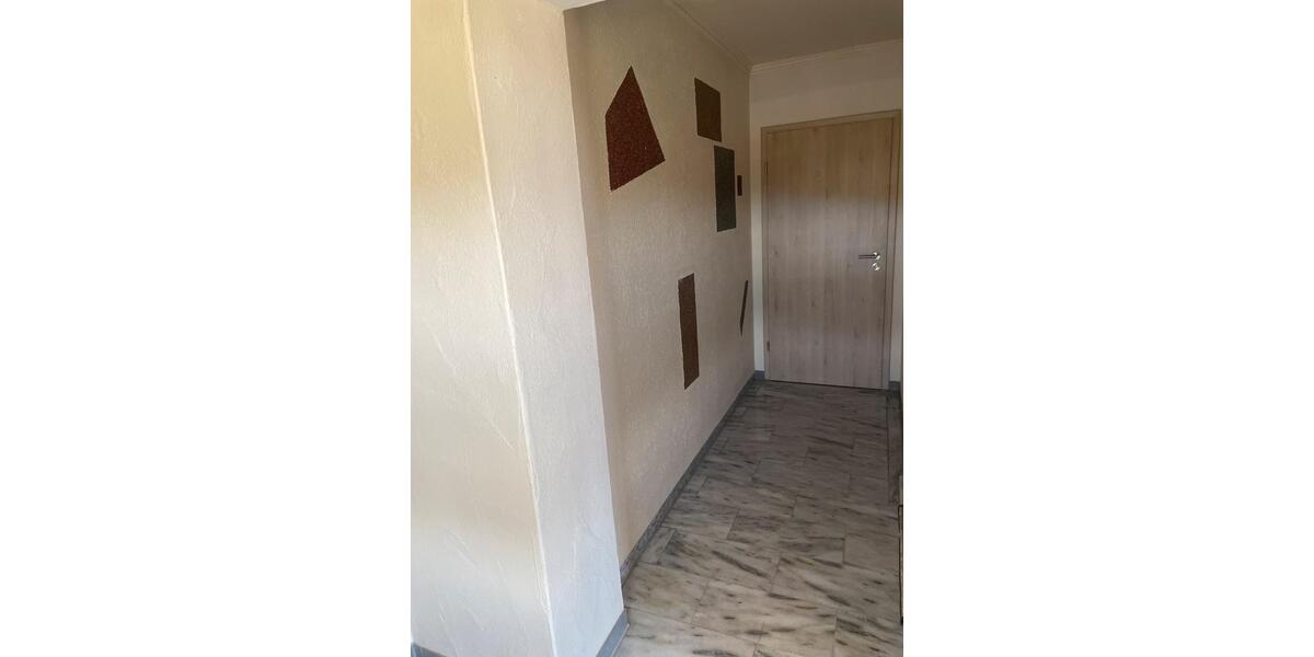Etagenwohnung Schöfweg - 4 Zimmer, 130 m&sup2;, 900&euro; | Angebot:26063255