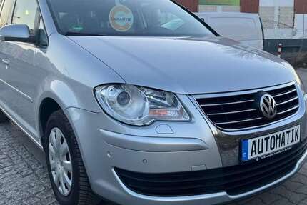 VW Touran 120.000 km 8.990 &euro; Berlin 10551