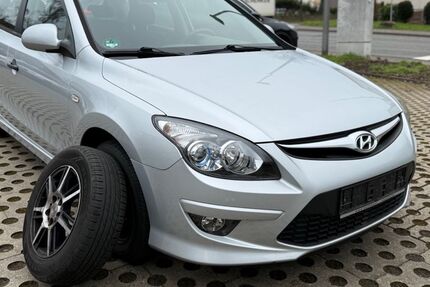 Hyundai i30 102.455 km 2.950 &euro; Seesen 38723