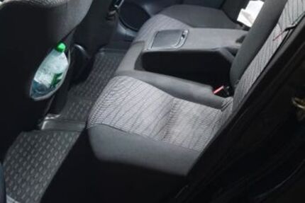 Toyota Avensis 267.000 km 5.000 &euro; Bonn 53227