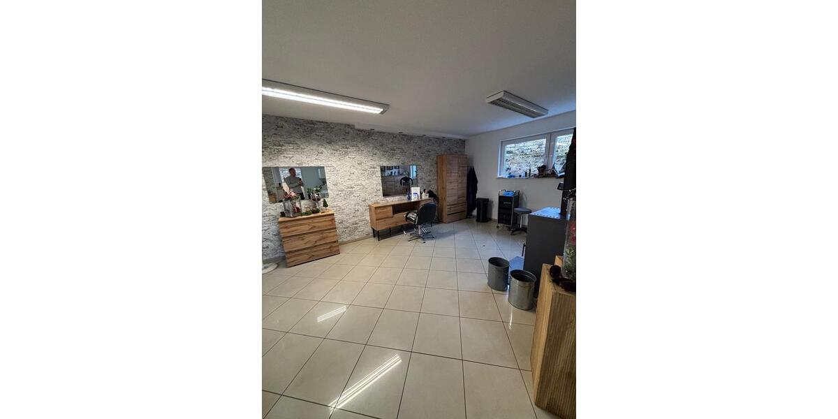 Gewerbeobjekt Durmersheim - 700&euro; | Angebot:25103352