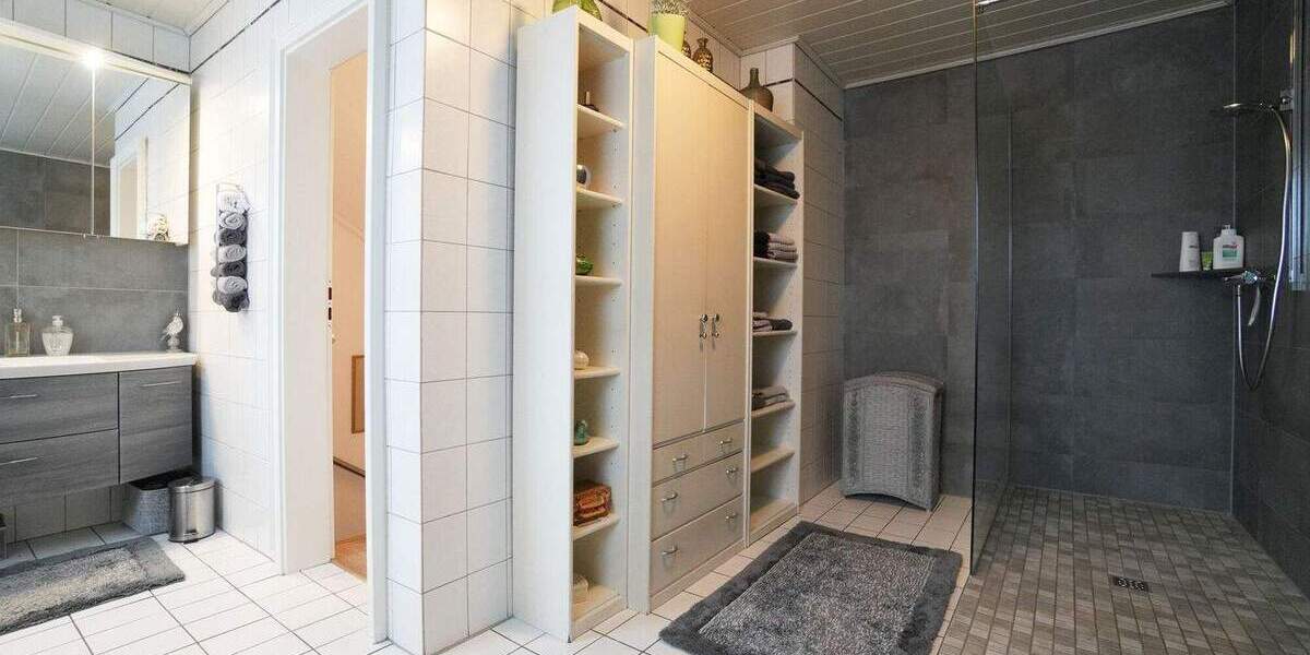 Reihenmittelhaus Salzbergen - 3 Zimmer, 72 m&sup2;, 135.000&euro; | Angebot:24685301