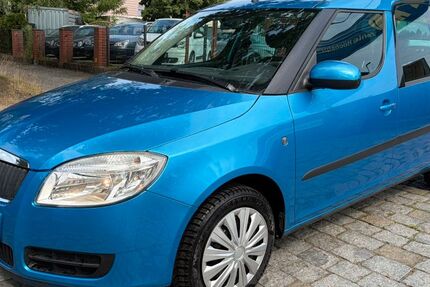 Skoda Roomster 176.000 km 2.699 &euro; berlin 12527