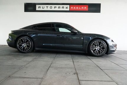 Porsche Taycan 18.400 km 67.880 € Asslar 35614