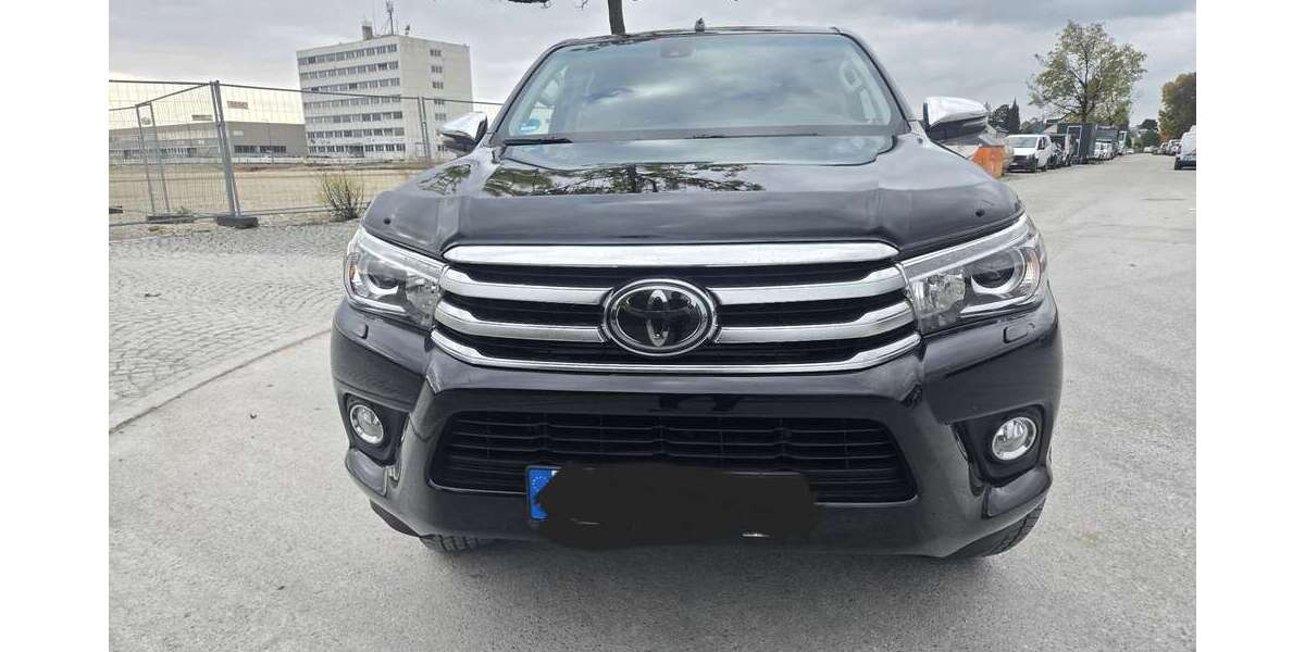 Toyota Hilux 125.000 km 30.000 € München 80999