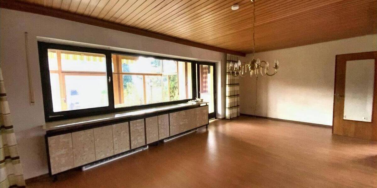 Einfamilienhaus Oberviechtach - 1 Zimmer, 188 m&sup2;, 250.000&euro; | Angebot:25192189