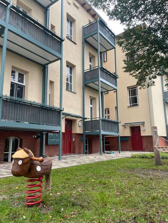 Wohnung zum Mieten in Königs Wusterhausen 1.669 € 115.17 m² 4 zimmer