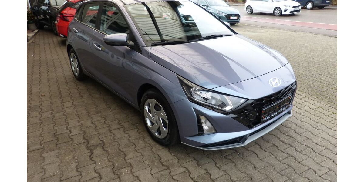 Hyundai i20 9.500 km 17.490 &euro; Stadtbergen 86391