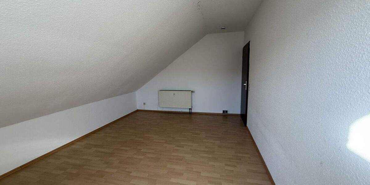 Etagenwohnung Zörbig Mößlitz - 2 Zimmer, 58 m&sup2;, 435&euro; | Angebot:24726296