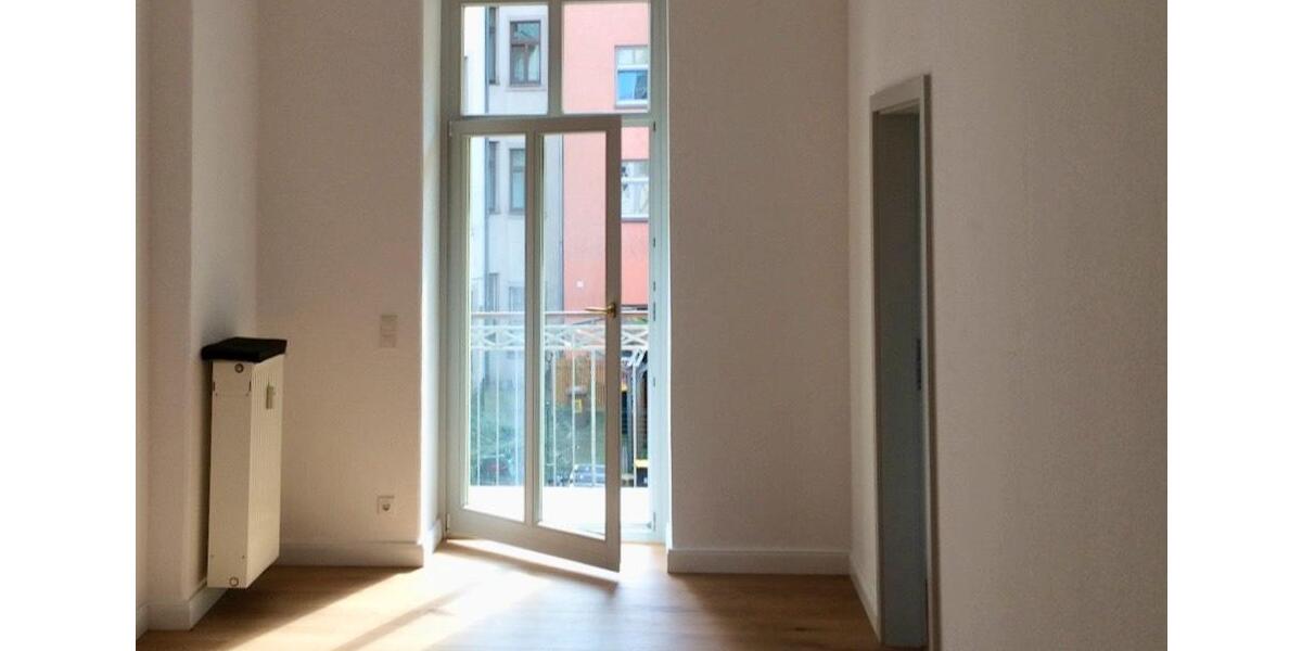 Etagenwohnung Dresden Neustadt - 5 Zimmer, 135 m&sup2;, 545.000&euro; | Angebot:26757981