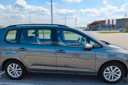 VW Touran 92.000 km 13.490 &euro; Wehringen 86517