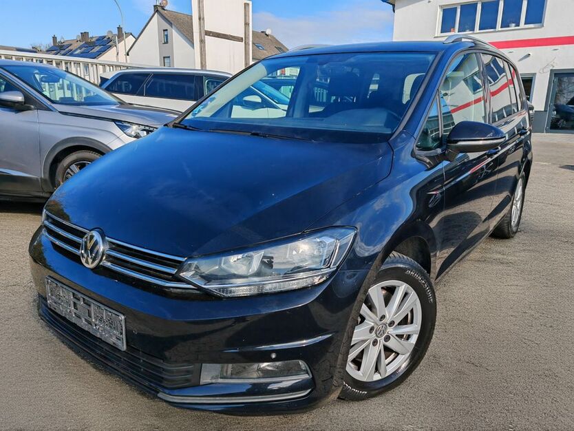 VW Touran 129.982 km 17.731 € Wölfersheim 61200